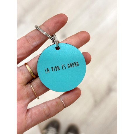 Llavero de cuero "La vida es ahora"