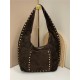 Bolso hobo Tachuelas